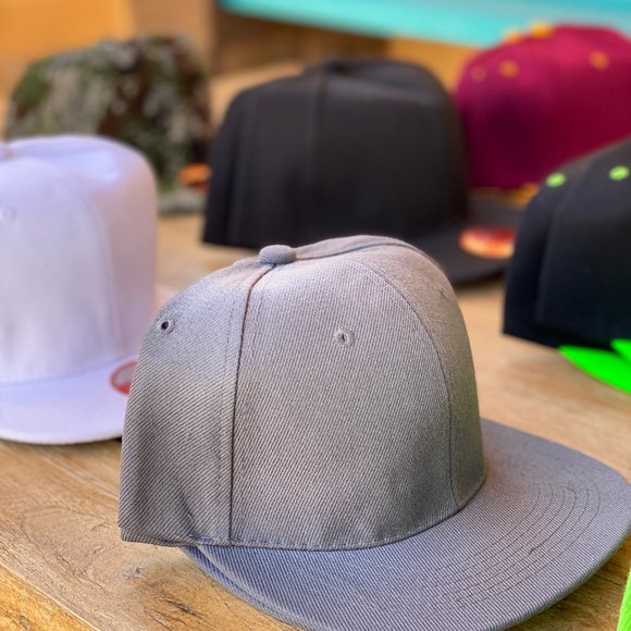 SnapBack Bundle 26 Hats New - Picture 6 of 8